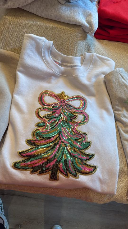 Tree patch sweatshirt