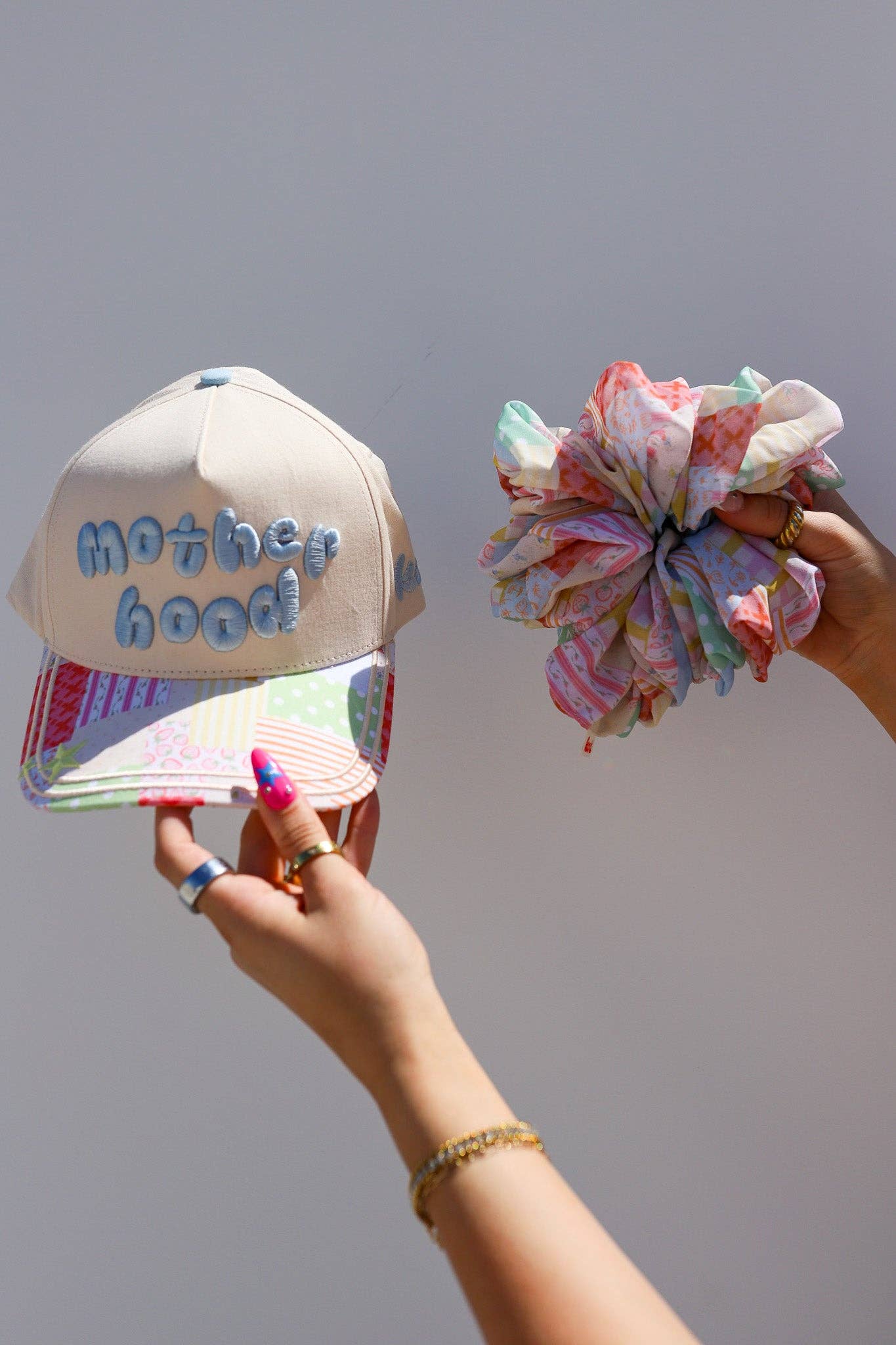 MOTHERHOOD TRUCKER HATS (2 COLORS)